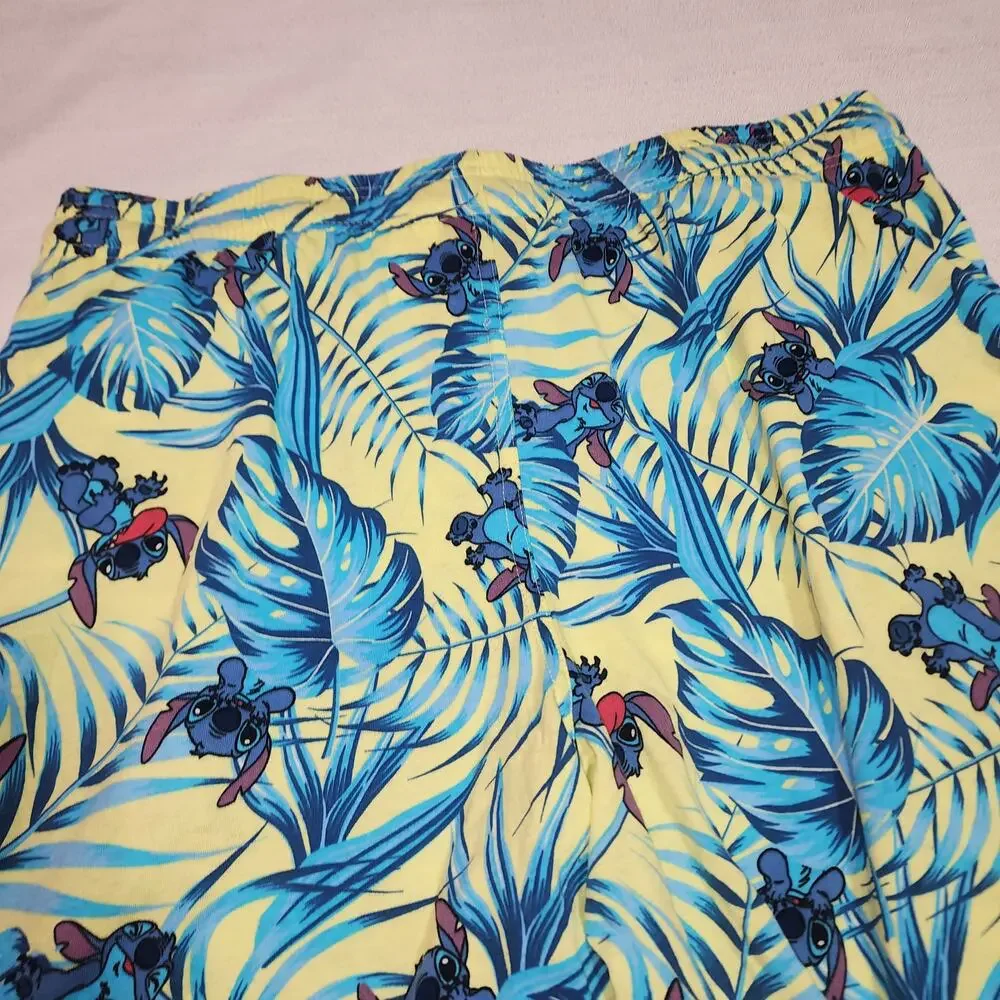 Stitch tropical pajama shorts size Extra Large men's